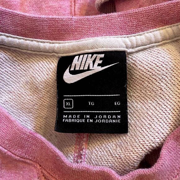 Nike Girls Sportswear Crew‎ Short Sleeve Sweatshirt Magic Flamingo Pink Size XL - Picture 4 of 5